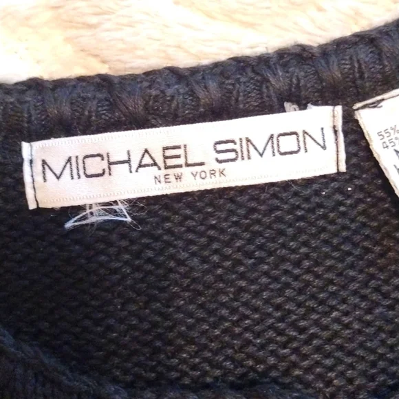 Ladies Sweater by MICHAEL SIMON NEW YORK - Picture 4 of 17
